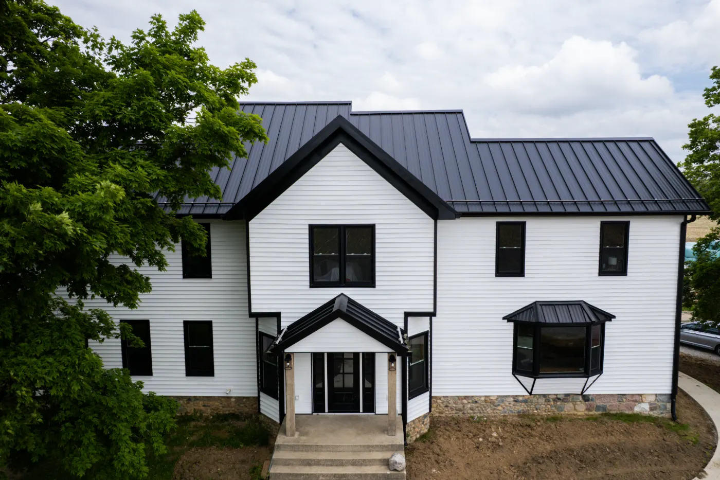 Siding installation documented in Heron Ridge